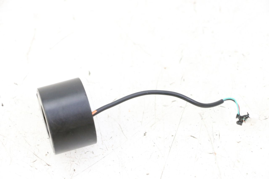 photo de MANETKA GAZU SEGWAY NINEBOT E2 1 - Zbliżenie techniczne