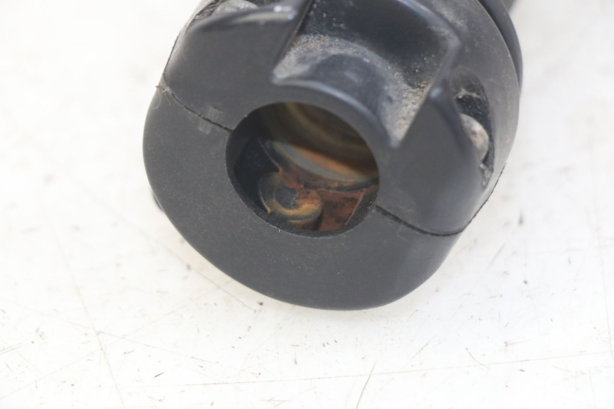 photo de MANETKA GAZU HONDA FES PANTHEON 2T 125 (1998 - 2002) - Zbliżenie techniczne