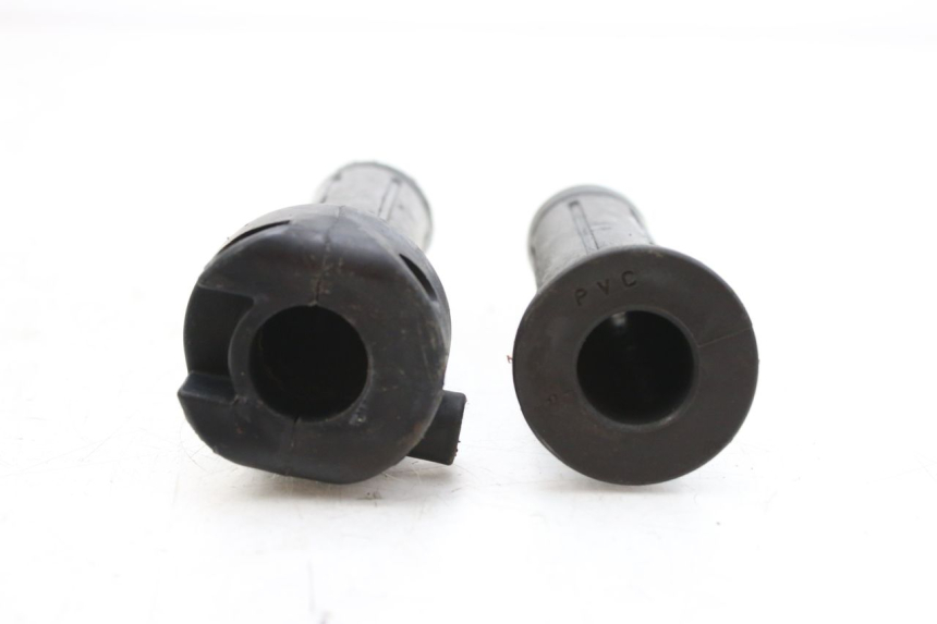 photo de MANETKA GAZU HONDA FES PANTHEON 125 (2003 - 2007) - Widok ogólny