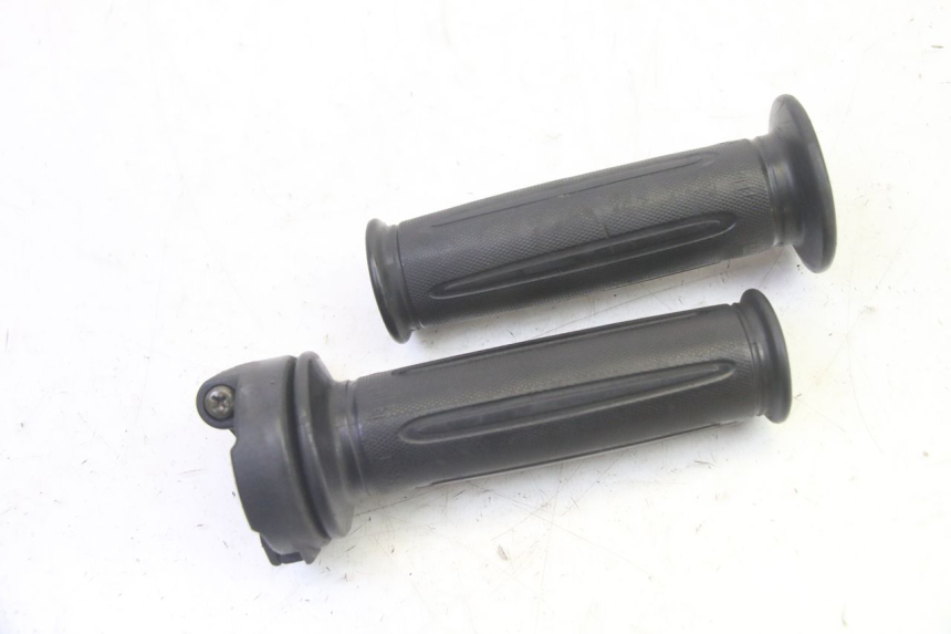 photo de MANETKA GAZU SYM FIDDLE 3 III 125 (2014 - 2020) - Widok główny