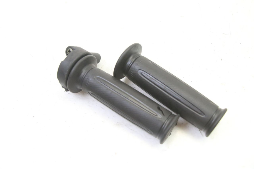 photo de MANETKA GAZU SYM FIDDLE 3 III 50 (2014 - 2020) - Szczegół części