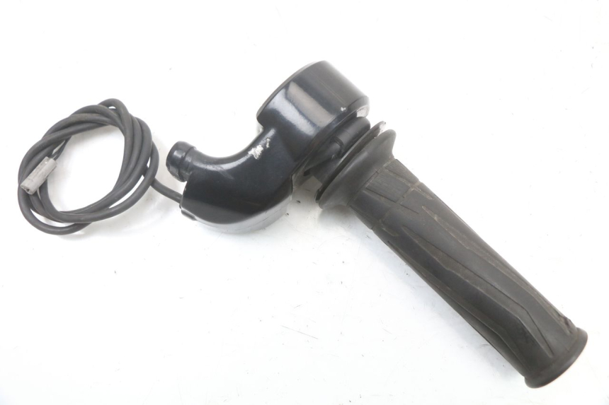 photo de MANETKA GAZU YAMAHA FJR ABS 1300 (2006 - 2012) - Widok główny