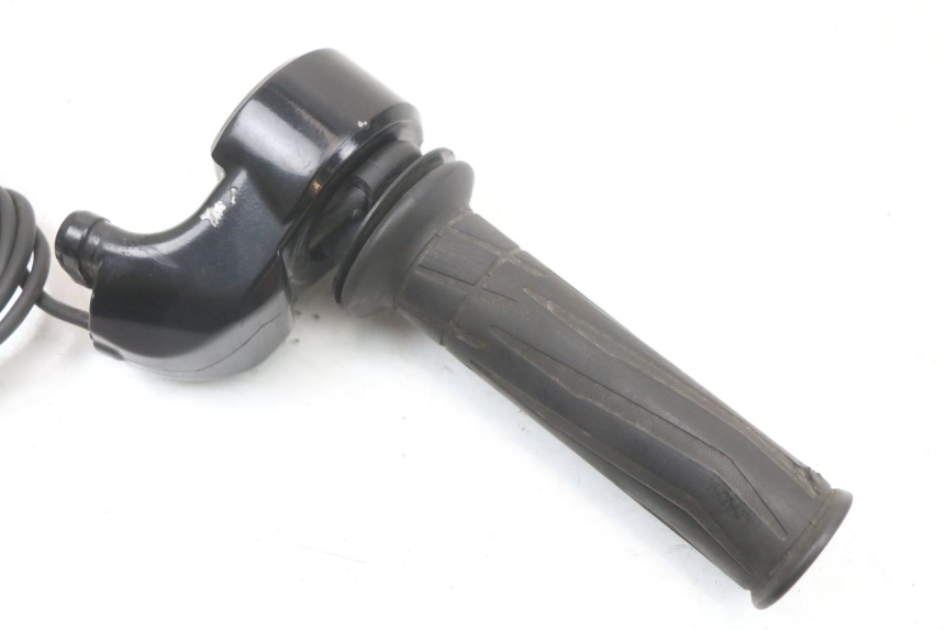 photo de MANETKA GAZU YAMAHA FJR ABS 1300 (2006 - 2012) - Szczegół części