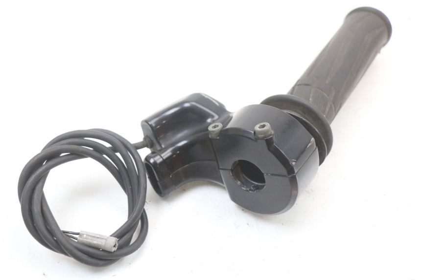 photo de MANETKA GAZU YAMAHA FJR ABS 1300 (2006 - 2012) - Zoom stanu zużycia