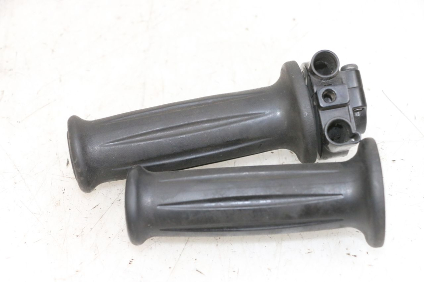 photo de MANETKA GAZU MBK FLIPPER 115 (2013 - 2017) - Zoom stanu zużycia