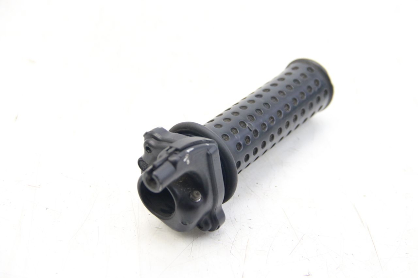 photo de MANETKA GAZU PIAGGIO FLY 2T 50 (2004 - 2017) - Widok główny