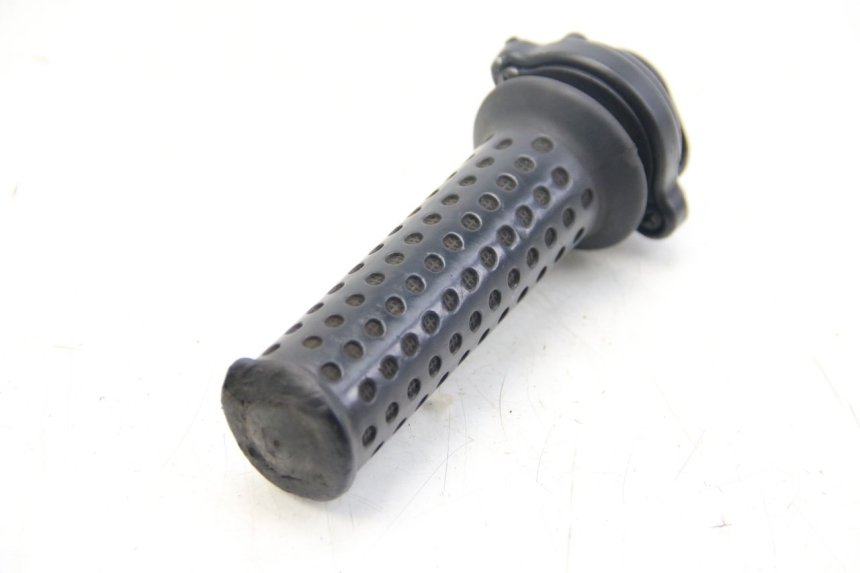 photo de MANETKA GAZU PIAGGIO FLY 2T 50 (2004 - 2017) - Inny kąt widzenia