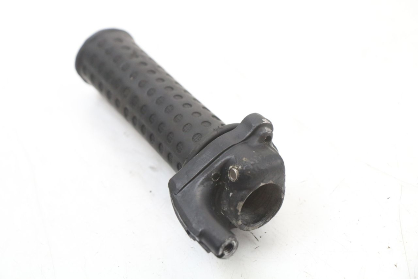 photo de MANETKA GAZU PIAGGIO FLY 2T 50 (2004 - 2017) - Szczegół części