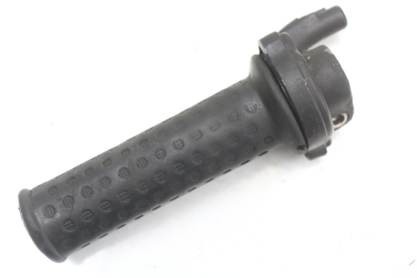 photo de MANETKA GAZU PIAGGIO FLY 2T 50 (2004 - 2017) - Inny kąt widzenia