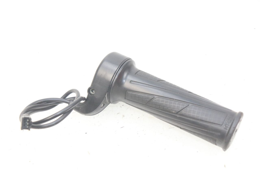 photo de MANETKA GAZU EUROCKA GREEN 1 - Inny kąt widzenia