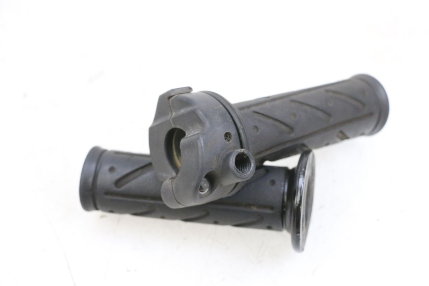 photo de MANETKA GAZU KYMCO LIKE 125 (2009 - 2016) - Szczegół części