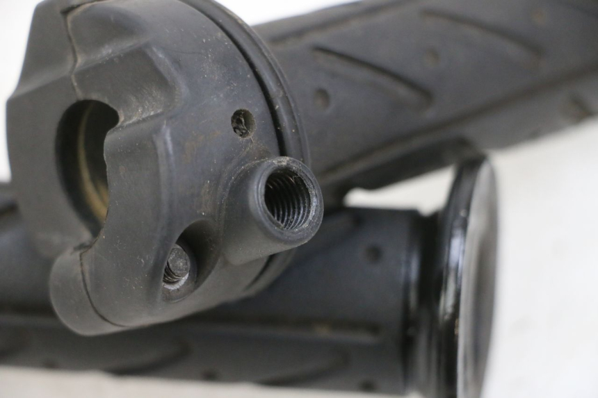 photo de MANETKA GAZU KYMCO LIKE 125 (2009 - 2016) - Zoom stanu zużycia