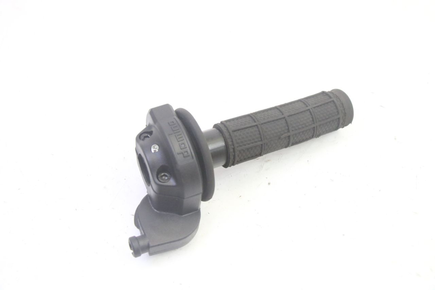 photo de MANETKA GAZU PEUGEOT LUDIX 50 (2005 - 2007) - Widok ogólny