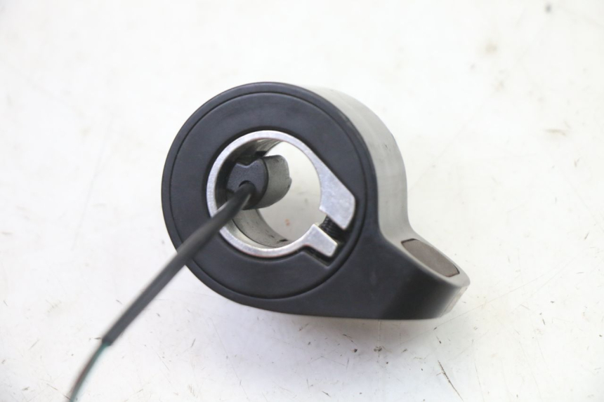 photo de MANETKA GAZU XIAOMI MI PRO 2 1 - Inny kąt widzenia