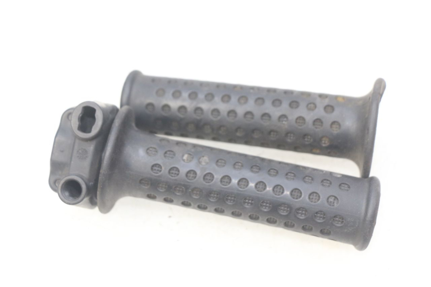 photo de MANETKA GAZU PIAGGIO MP3 LT 400 (2007 - 2012) - Szczegół części