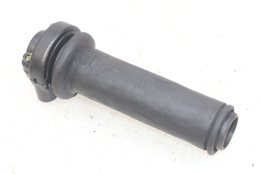 photo de MANETKA GAZU PIAGGIO MP3 LT 400 (2007 - 2012) - Widok główny