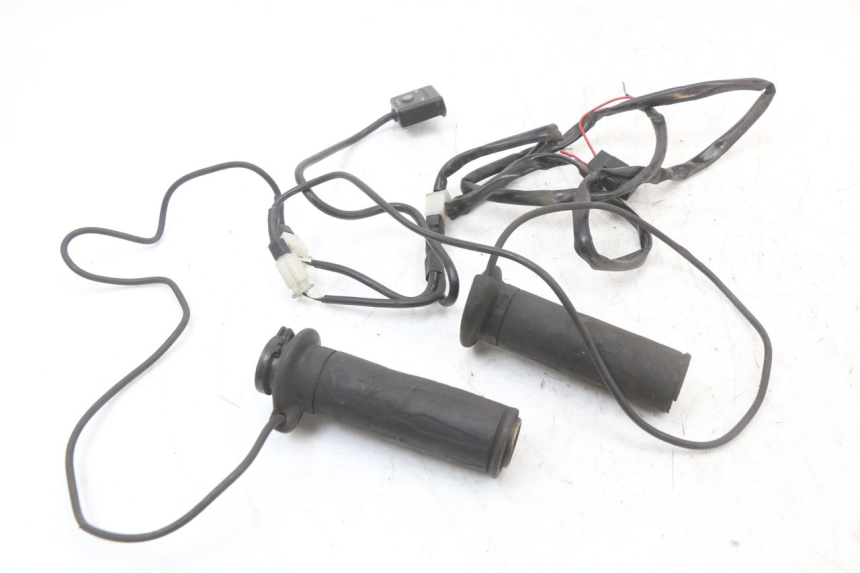 photo de MANETKA GAZU PIAGGIO MP3 LT 400 (2007 - 2012) - Widok główny