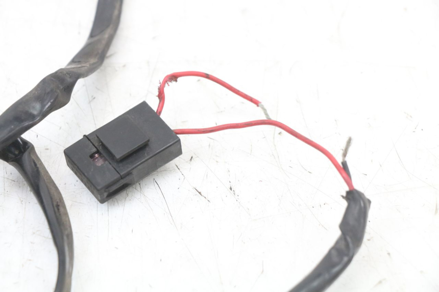 photo de MANETKA GAZU PIAGGIO MP3 LT 400 (2007 - 2012) - Inny kąt widzenia