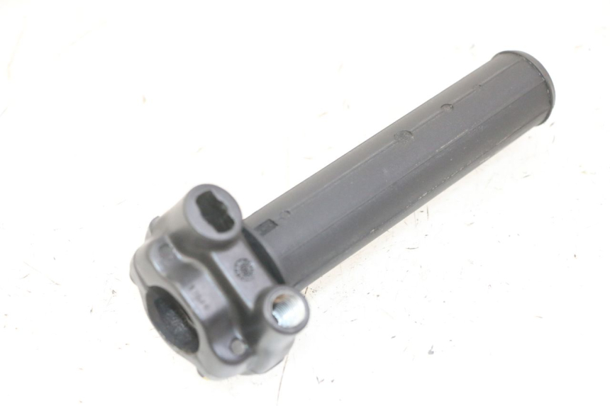 photo de MANETKA GAZU PIAGGIO MP3 LT 300 (2010 - 2016) - Zoom stanu zużycia