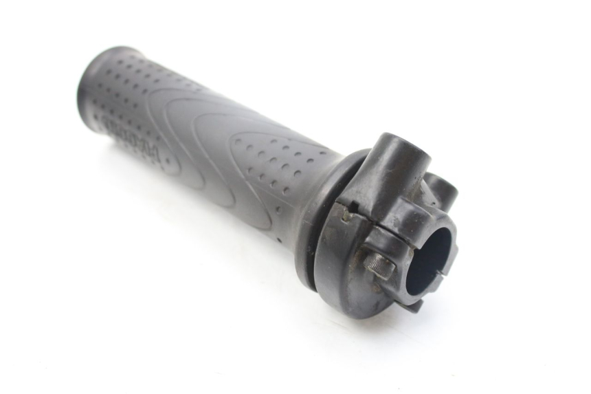 photo de MANETKA GAZU PIAGGIO MP3 500 (2014 - 2017) - Inny kąt widzenia