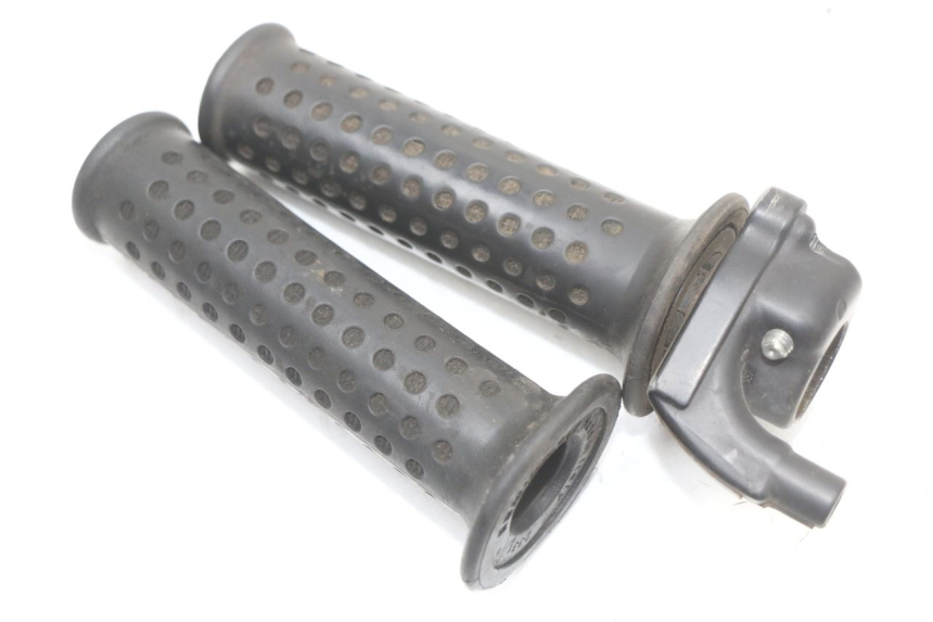 photo de MANETKA GAZU PIAGGIO MP3 125 (2006 - 2014) - Zoom stanu zużycia