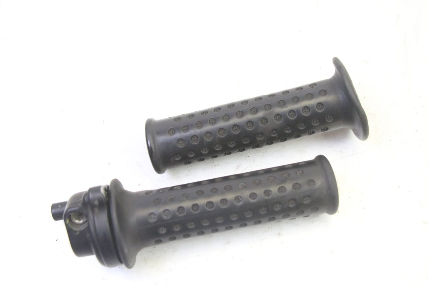 photo de MANETKA GAZU PIAGGIO MP3 125 (2006 - 2014) - Widok główny