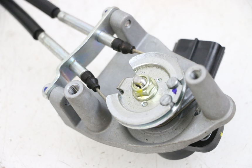 photo de MANETKA GAZU YAMAHA NEO'S CORE 1 (2022 - 2026) - Oznaczenia i referencje