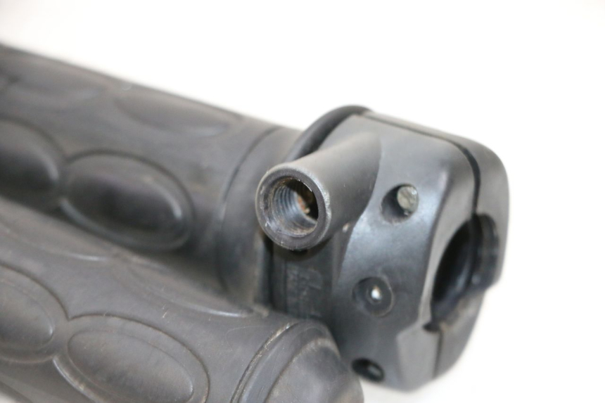 photo de MANETKA GAZU YAMAHA NEO'S NEOS 2T 50 (1998 - 2007) - Inny kąt widzenia