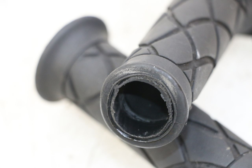 photo de MANETKA GAZU YAMAHA NEOS NEO'S 4T 50 (2008 - 2016) - Inny kąt widzenia