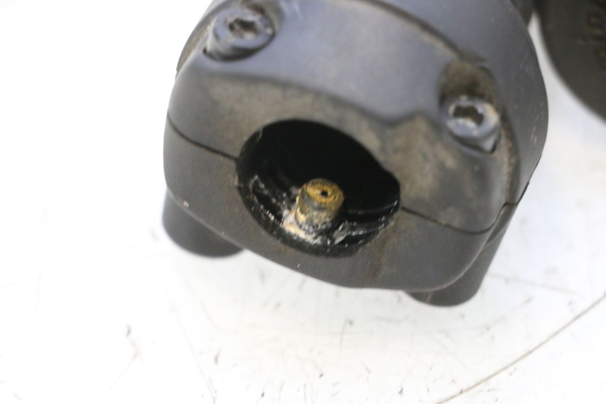 photo de MANETKA GAZU YAMAHA NEOS NEO'S 4T 50 (2008 - 2016) - Zoom stanu zużycia