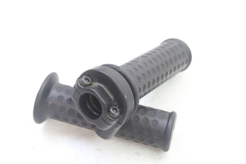 photo de MANETKA GAZU PIAGGIO NEW TYPHOON 50 (2018 - 2021) - Szczegół części