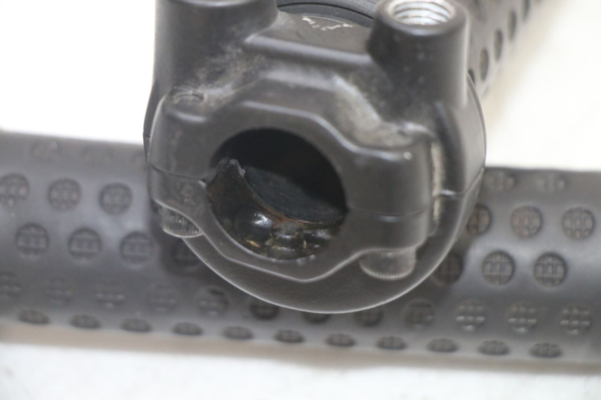 photo de MANETKA GAZU PIAGGIO NEW TYPHOON 50 (2018 - 2021) - Zoom stanu zużycia