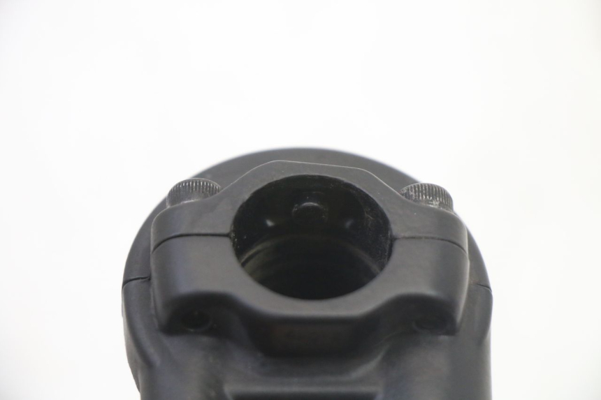 photo de MANETKA GAZU PIAGGIO NEW TYPHOON 50 (2018 - 2021) - Inny kąt widzenia