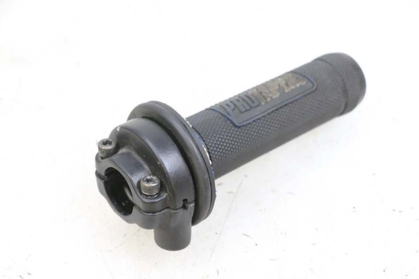 photo de MANETKA GAZU PIAGGIO NEW TYPHOON 50 (2018 - 2021) - Zoom stanu zużycia