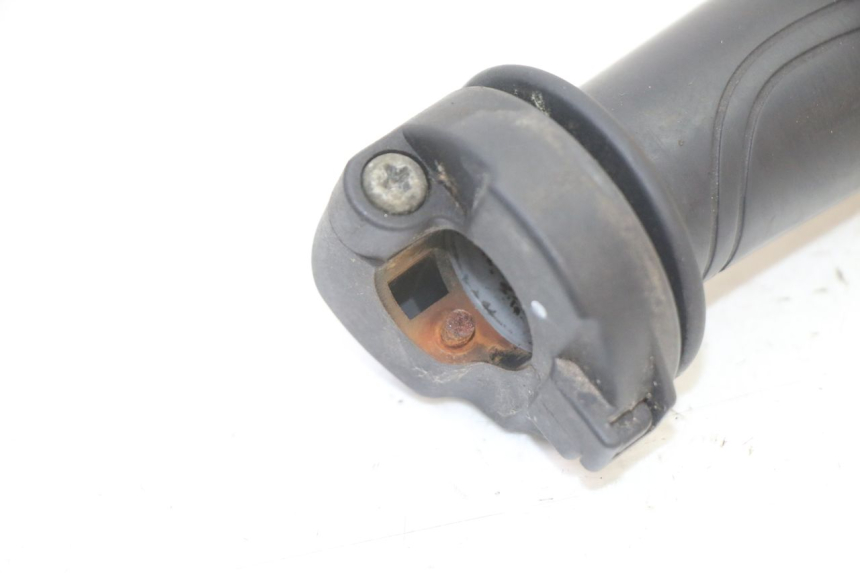 photo de MANETKA GAZU SYM ORBIT 2 4T 50 (2008 - 2017) - Szczegół części