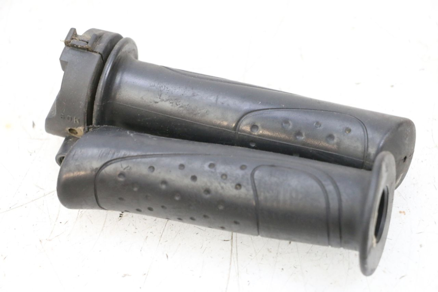 photo de MANETKA GAZU SYM ORBIT 2 50 (2008 - 2014) - Widok ogólny