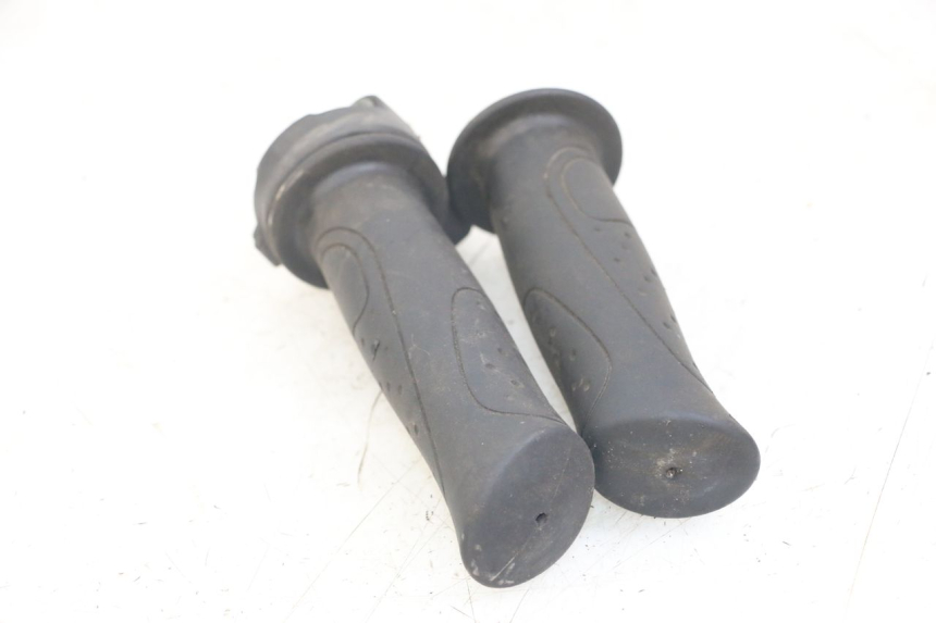 photo de MANETKA GAZU SYM ORBIT III 3 4T 50 (2018 - 2021) - Zoom stanu zużycia