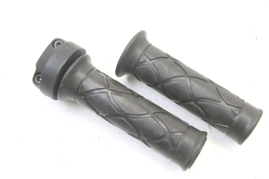 photo de MANETKA GAZU MBK OVETTO 4T 50 (2008 - 2016) - Zoom stanu zużycia