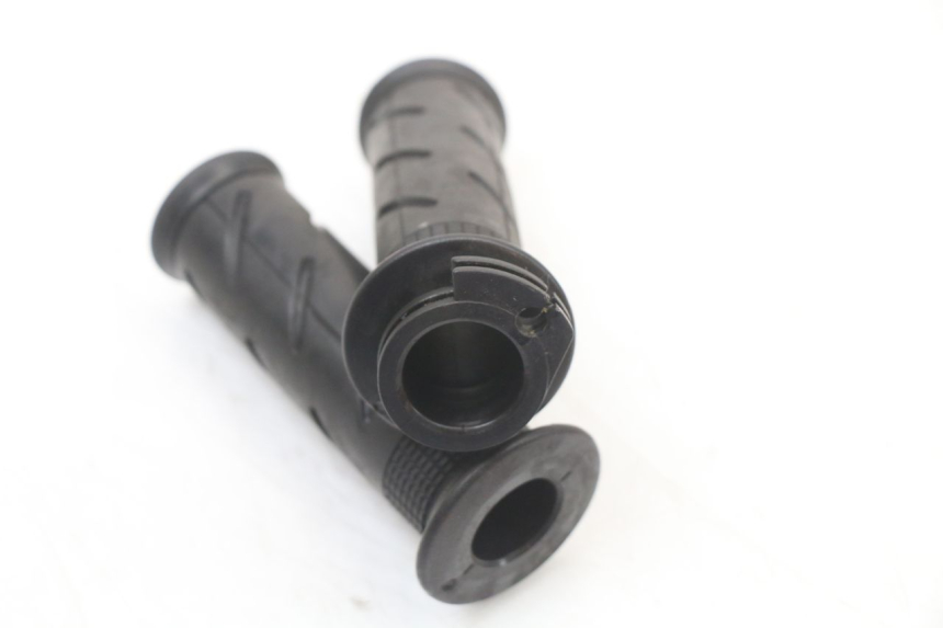 photo de MANETKA GAZU HONDA PCX (JF28) 125 (2009 - 2011) - Zbliżenie techniczne