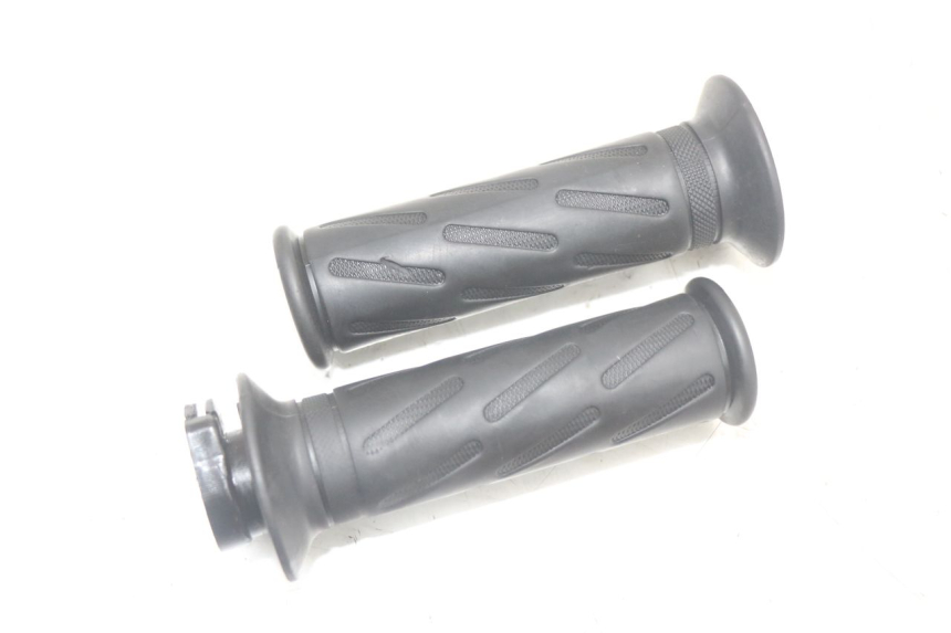 photo de MANETKA GAZU PEUGEOT STREETZONE 4T 50 (2018 - 2023) - Widok główny