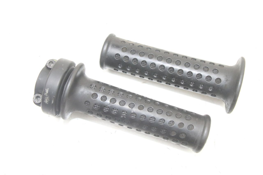 photo de MANETKA GAZU PIAGGIO MP3 LT 400 (2007 - 2012) - Widok główny