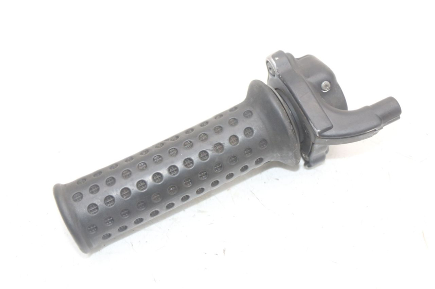 photo de MANETKA GAZU PIAGGIO VESPA LX 2T 50 (2005 - 2013) - Zbliżenie techniczne