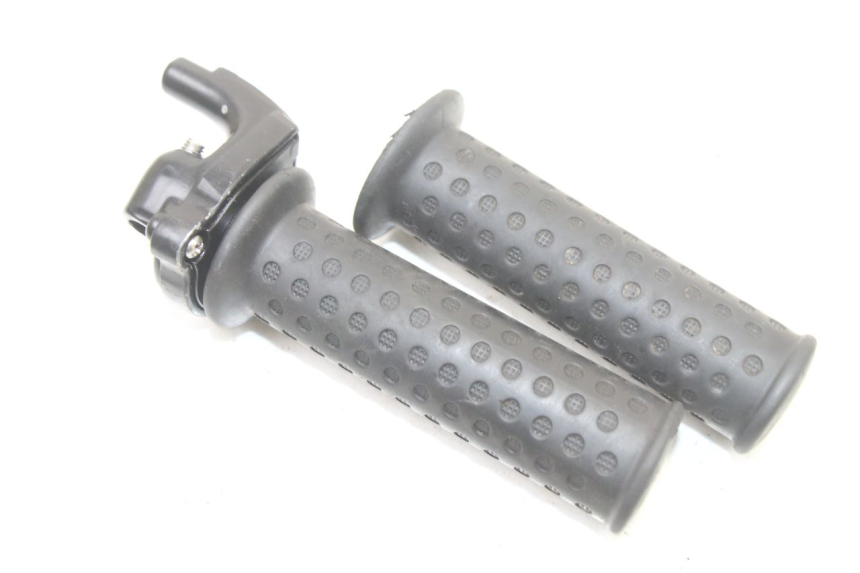 photo de MANETKA GAZU PIAGGIO ZIP 2T 50 (2009 - 2019) - Szczegół części