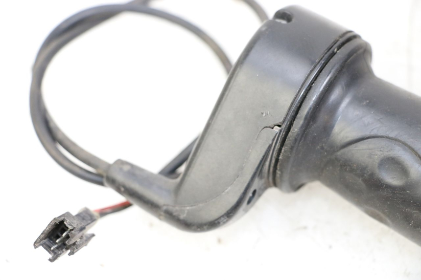 photo de MANETKA GAZU DOLPHIN PYGMY 1 (2020 - 2024) - Zbliżenie techniczne