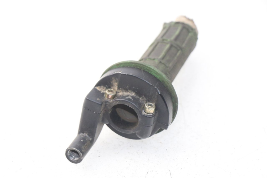 photo de MANETKA GAZU APOLLO RFZ 150 - Inny kąt widzenia