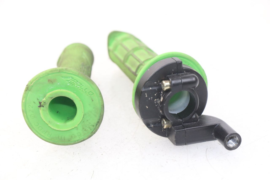 photo de MANETKA GAZU APOLLO RFZ 150 - Inny kąt widzenia