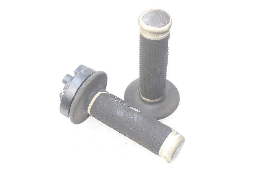 photo de MANETKA GAZU APOLLO RFZ 125 - Widok główny