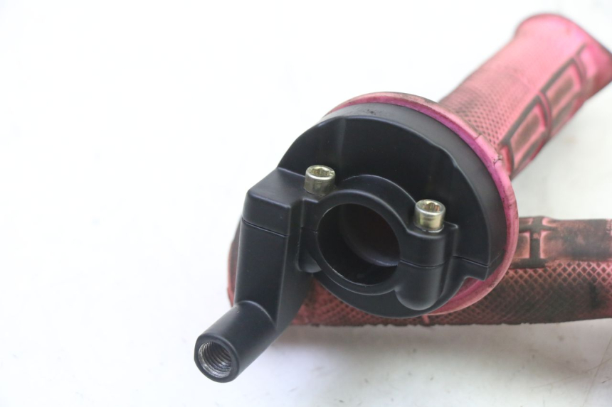 photo de MANETKA GAZU APOLLO RFZ 150 - Zbliżenie techniczne