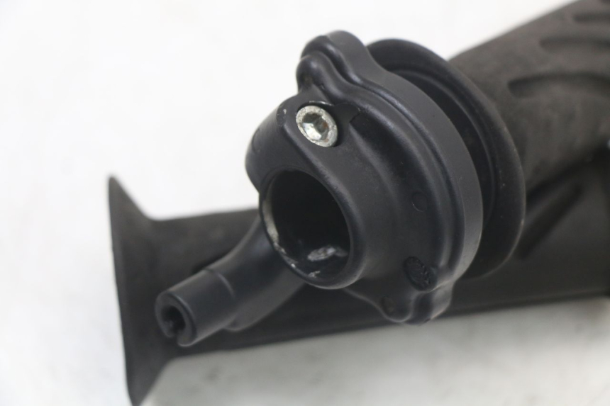 photo de MANETKA GAZU GILERA RUNNER LC 50 (1997 - 1998) - Zoom stanu zużycia