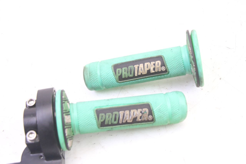 photo de MANETKA GAZU APOLLO RXF 125 - Szczegół części